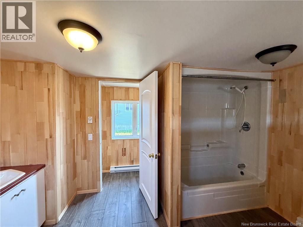 3 Gagnon Avenue, Edmundston, New Brunswick  E3V 3H8 - Photo 14 - NB124907