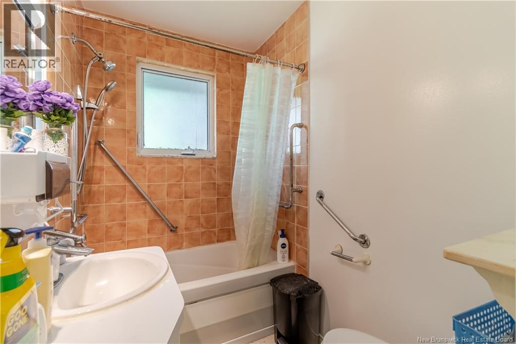 25 Simcoe Court, Fredericton, New Brunswick  E3B 2W9 - Photo 30 - NB124138