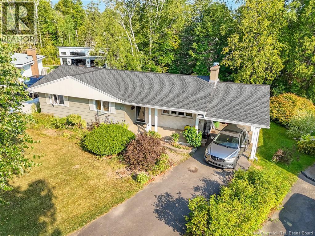 25 Simcoe Court, Fredericton, New Brunswick  E3B 2W9 - Photo 9 - NB124138