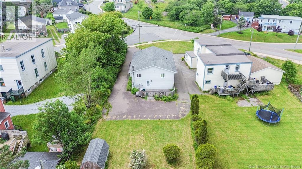 427 Sea Street, Saint John, New Brunswick  E2M 2N7 - Photo 3 - NB124918