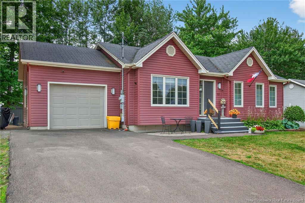 52 Herman, Dieppe, New Brunswick