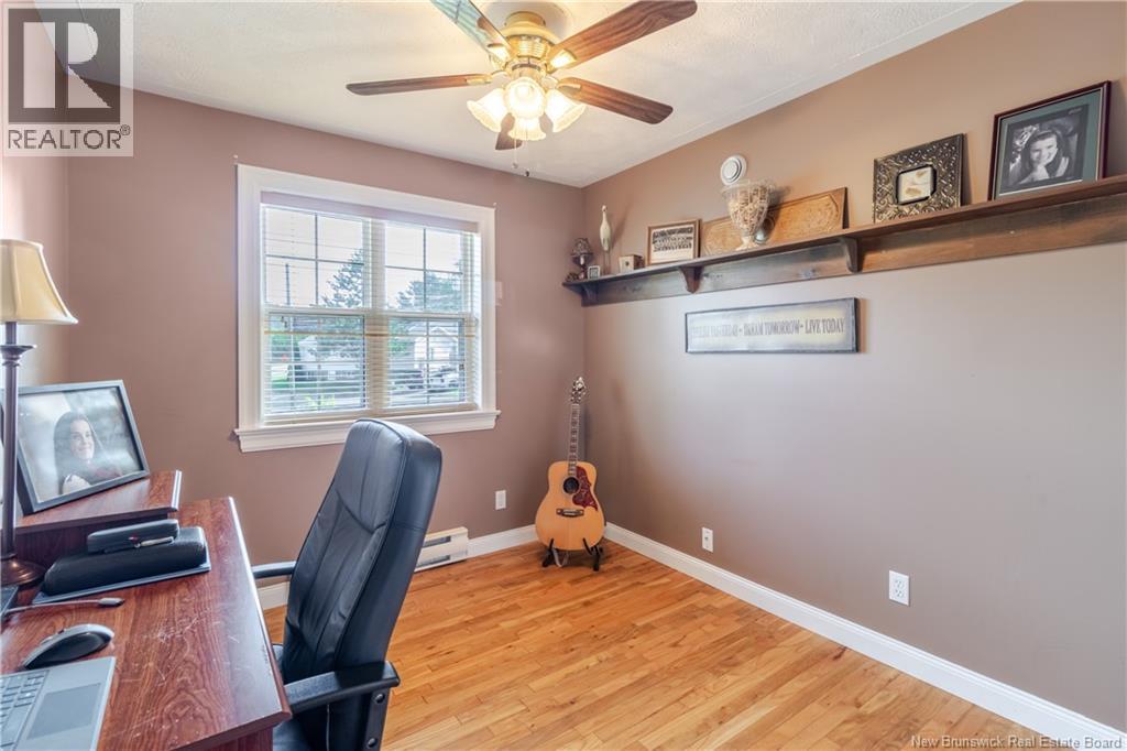 4 Dewitt Acres, Fredericton, New Brunswick  E3A 6S2 - Photo 32 - NB123911
