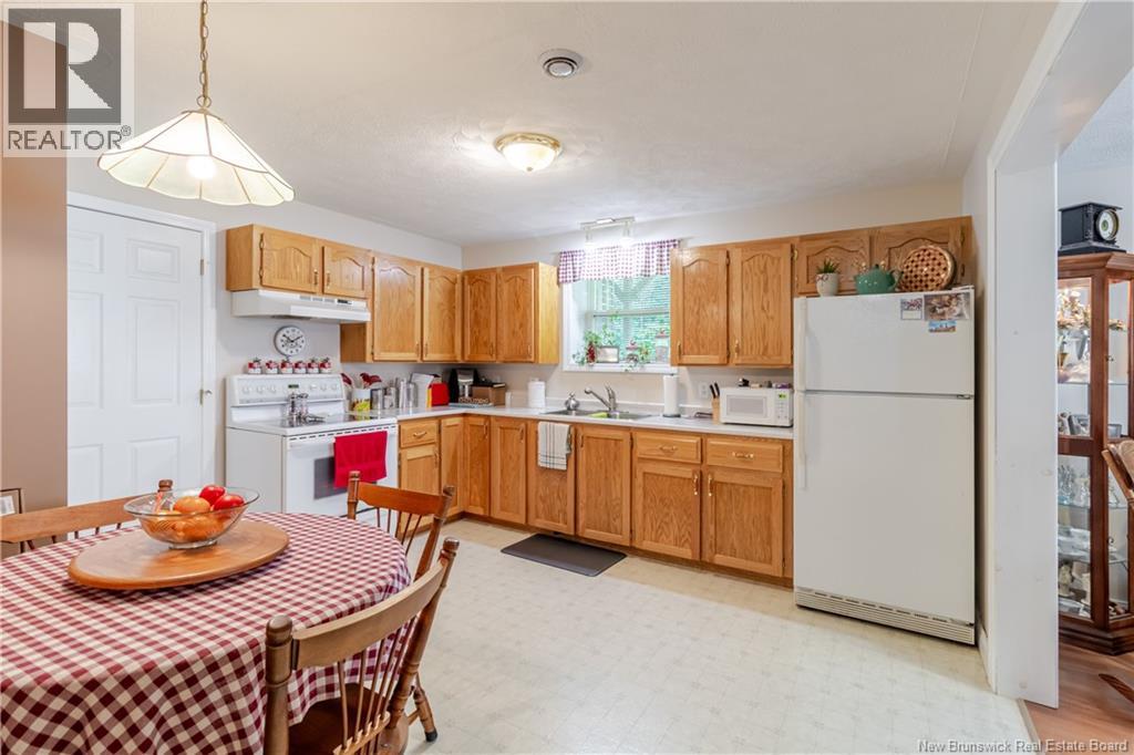 4 Dewitt Acres, Fredericton, New Brunswick  E3A 6S2 - Photo 45 - NB123911