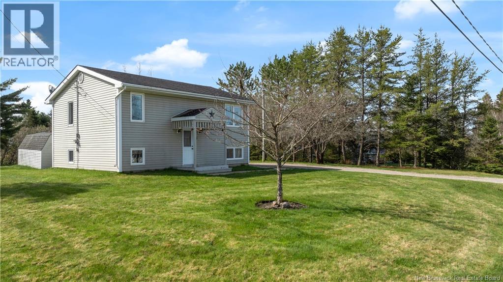 2 Robert Street, Sussex Corner, New Brunswick  E4E 2T2 - Photo 3 - NB124984