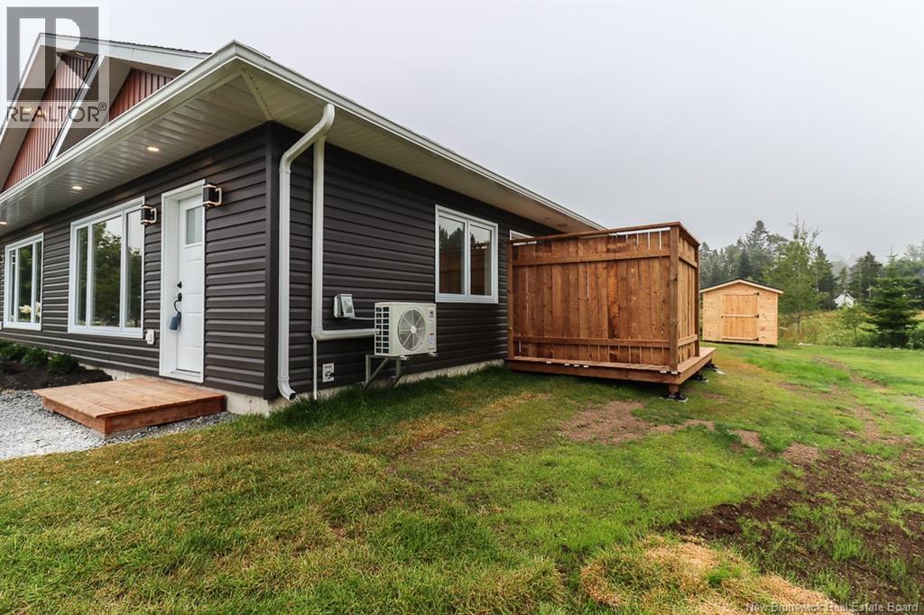 17 Abbot Court, Saint John, New Brunswick  E2M 0C4 - Photo 3 - NB125015
