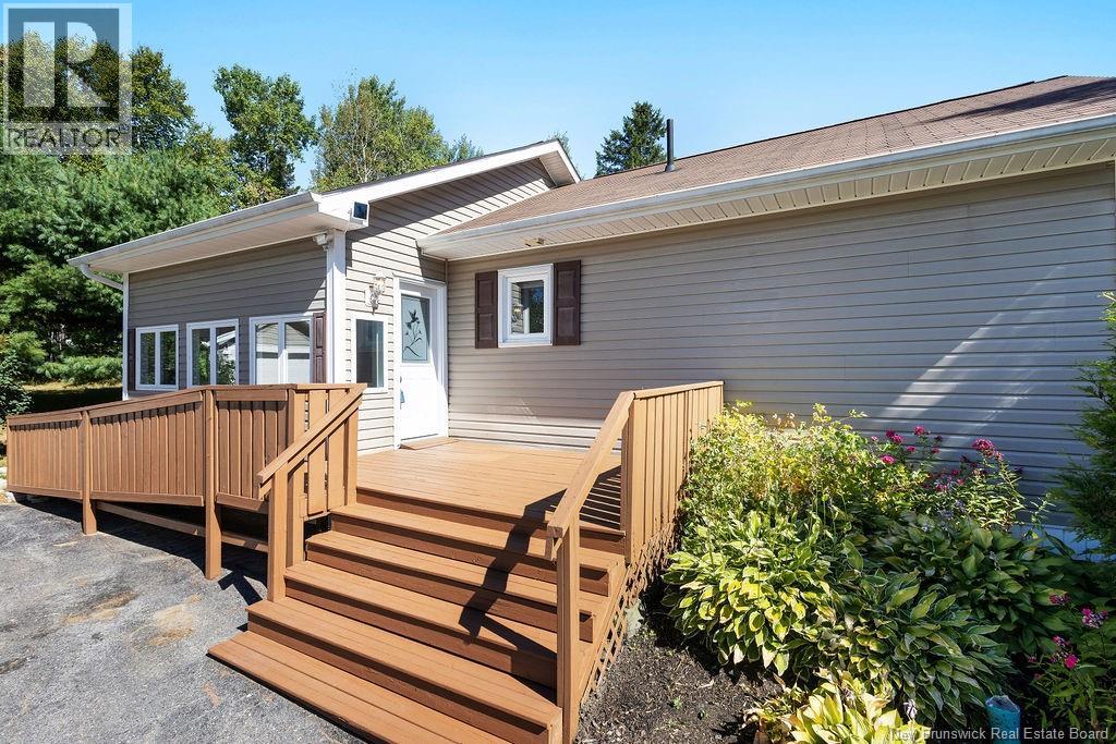 559 Beaverbrook Road, Miramichi, New Brunswick  E1V 4R4 - Photo 21 - NB125010