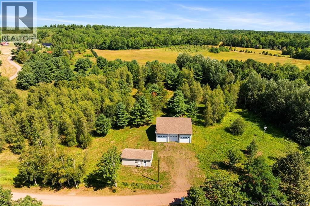 34 Washademoak Lane, Cambridge-Narrows, New Brunswick  E4C 4G7 - Photo 2 - NB125035