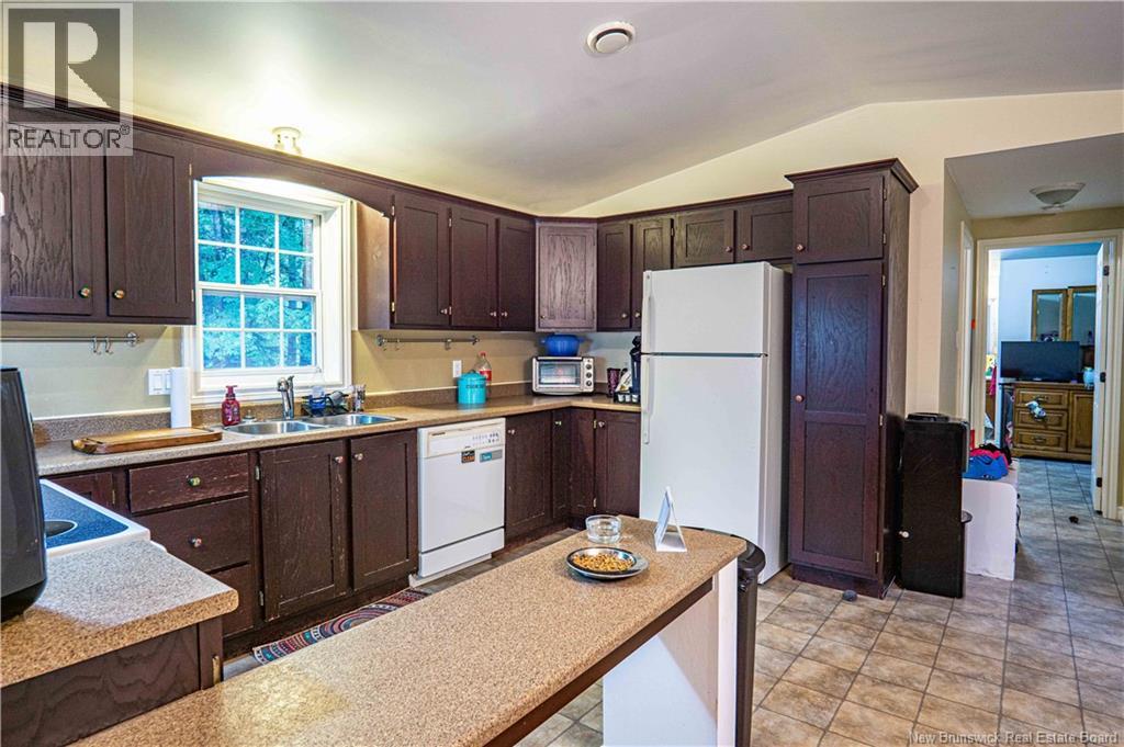 111 Mccain Drive, Waasis, New Brunswick  E3B 9E4 - Photo 2 - NB125075