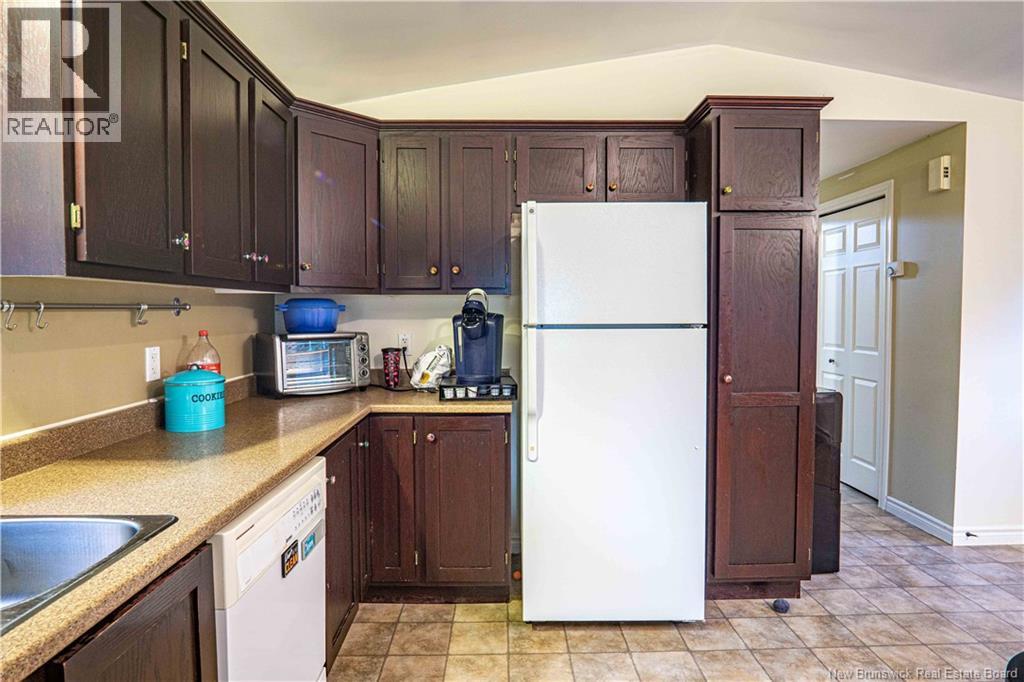 111 Mccain Drive, Waasis, New Brunswick  E3B 9E4 - Photo 5 - NB125075
