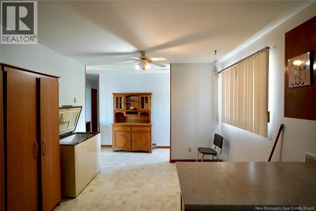 988 Rue Principale, Beresford, New Brunswick  E8K 1H6 - Photo 13 - NB125033