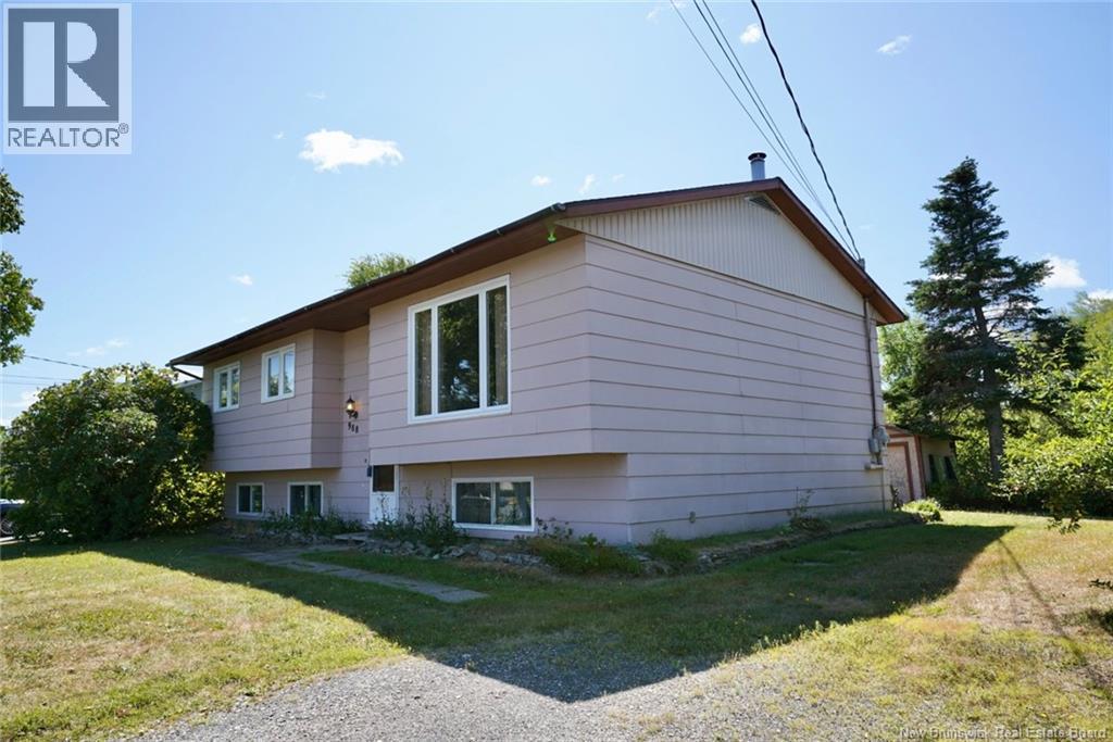 988 Rue Principale, Beresford, New Brunswick  E8K 1H6 - Photo 4 - NB125033