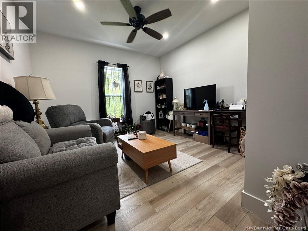 4 Riverview Ave, Miramichi, New Brunswick  E1N 3J9 - Photo 23 - NB125031