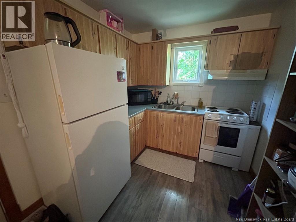 3706 Rue Luce, Tracadie, New Brunswick  E1X 1B5 - Photo 5 - NB125119