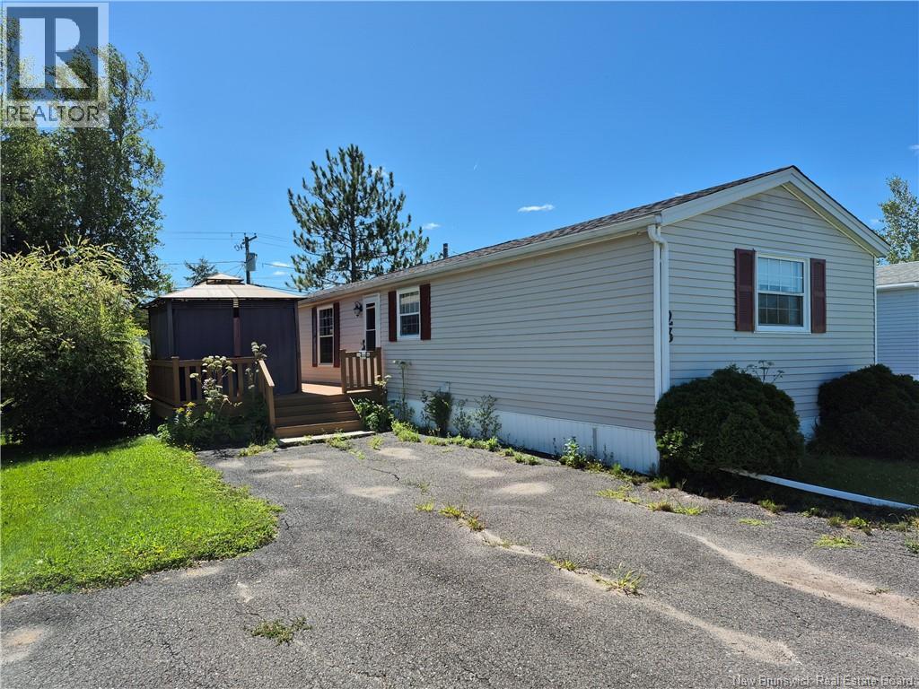 23 Tyler Street, Lincoln, New Brunswick