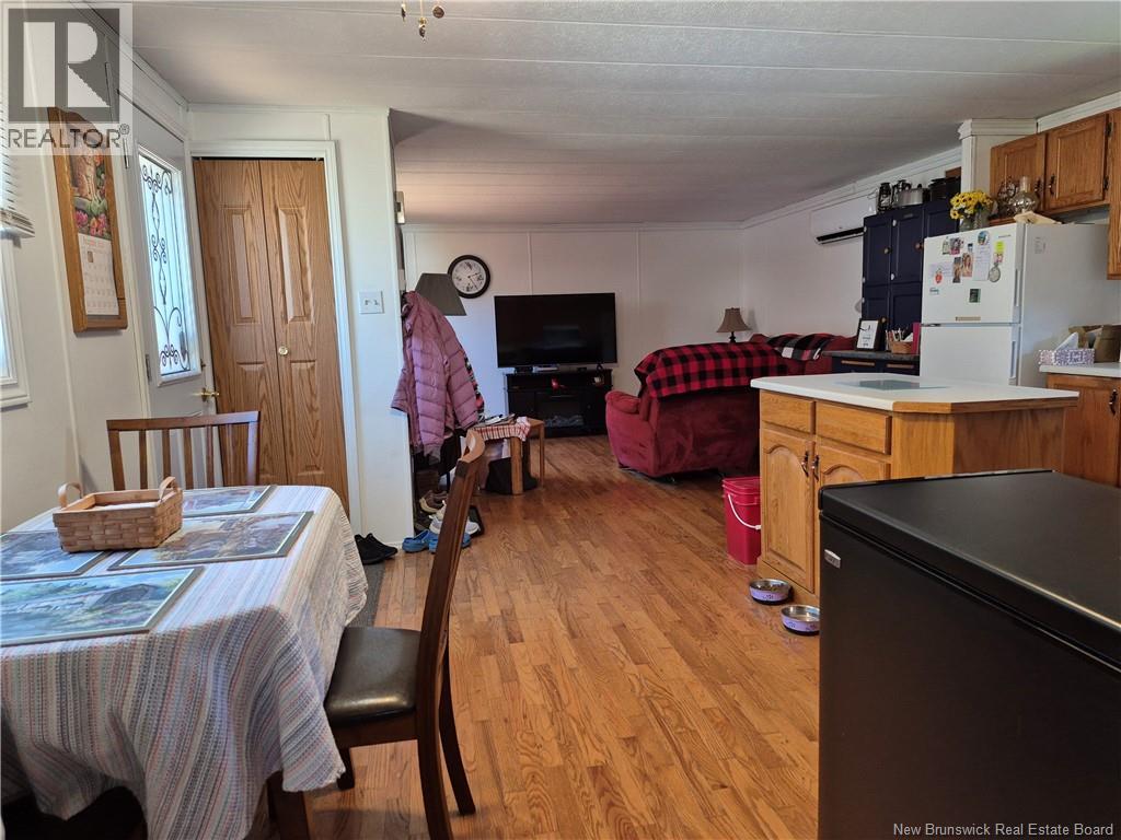 23 Tyler Street, Lincoln, New Brunswick  E3B 6X4 - Photo 6 - NB125114