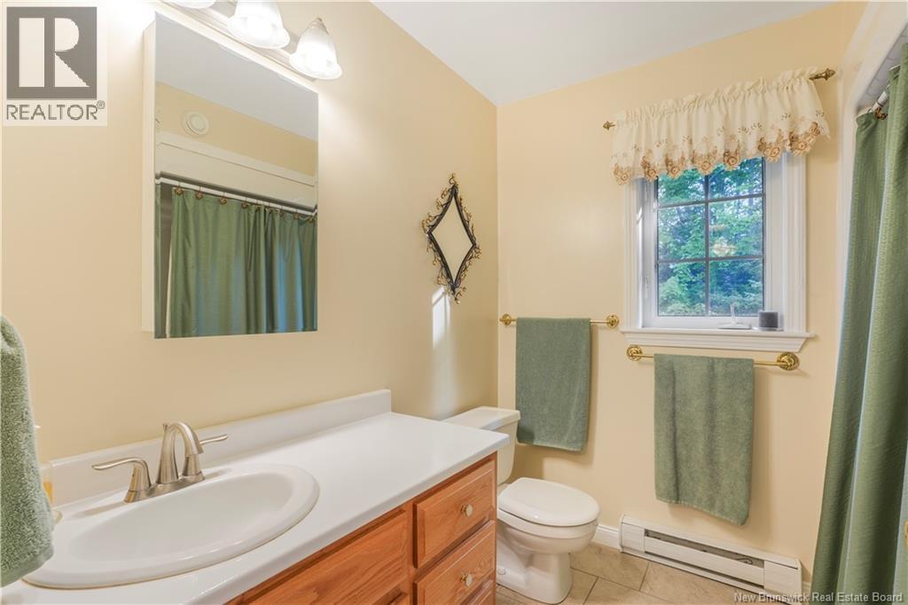 33 Howe Crescent, Oromocto, New Brunswick  E2V 2S1 - Photo 25 - NB125093