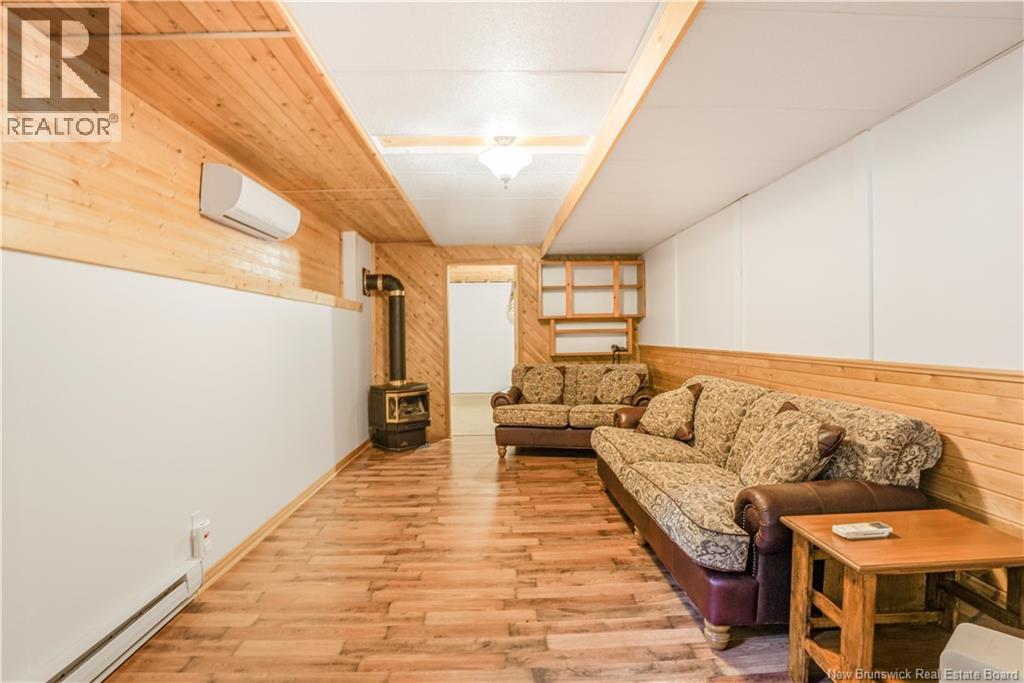 33 Howe Crescent, Oromocto, New Brunswick  E2V 2S1 - Photo 41 - NB125093