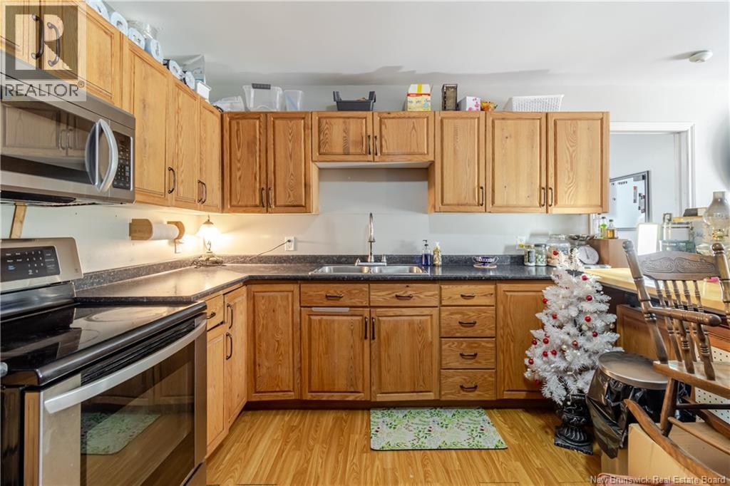 254 Macpherson Street, Fredericton, New Brunswick  E3A 4X6 - Photo 22 - NB124999