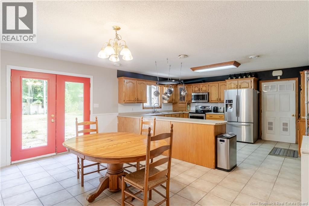254 Macpherson Street, Fredericton, New Brunswick  E3A 4X6 - Photo 8 - NB124999