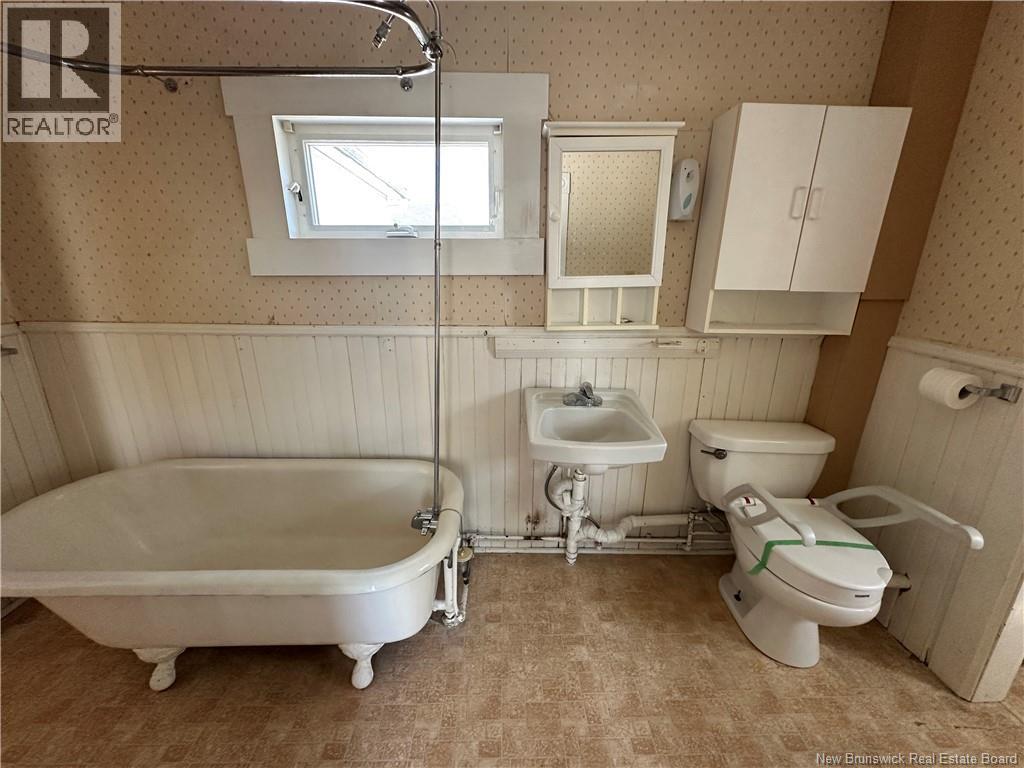 120 Pleasant Street, Miramichi, New Brunswick  E1V 1X7 - Photo 29 - NB124194
