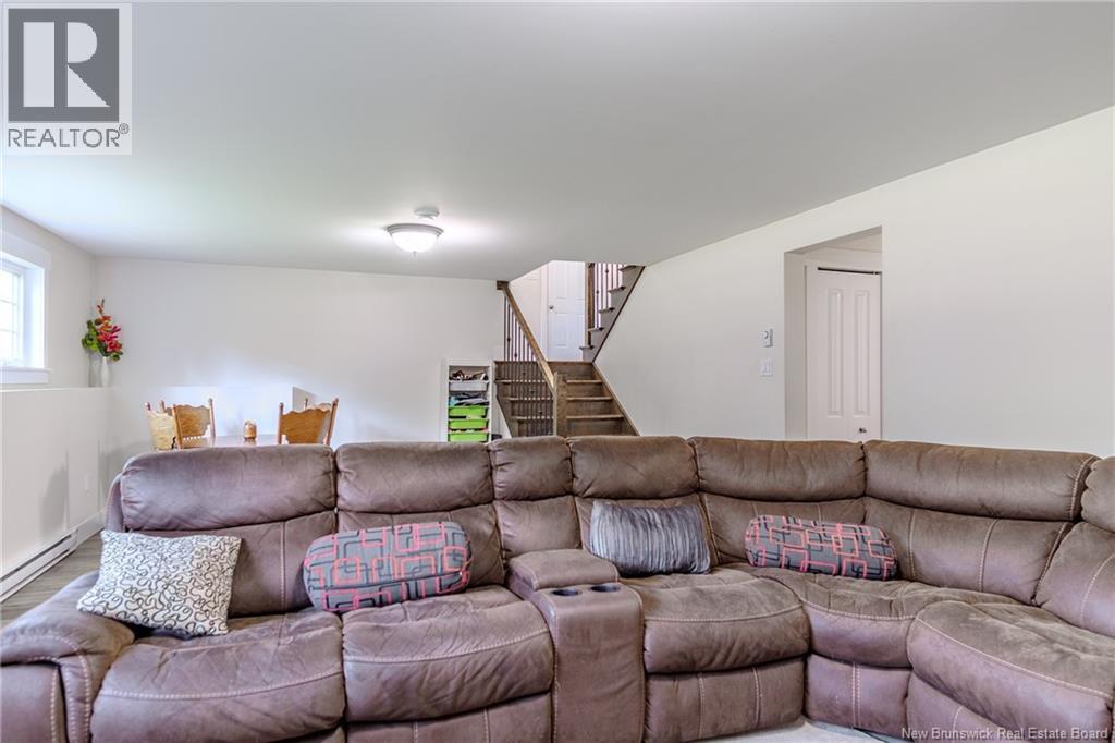 12 Krista Drive, Hampton, New Brunswick  E5N 7R8 - Photo 22 - NB125154
