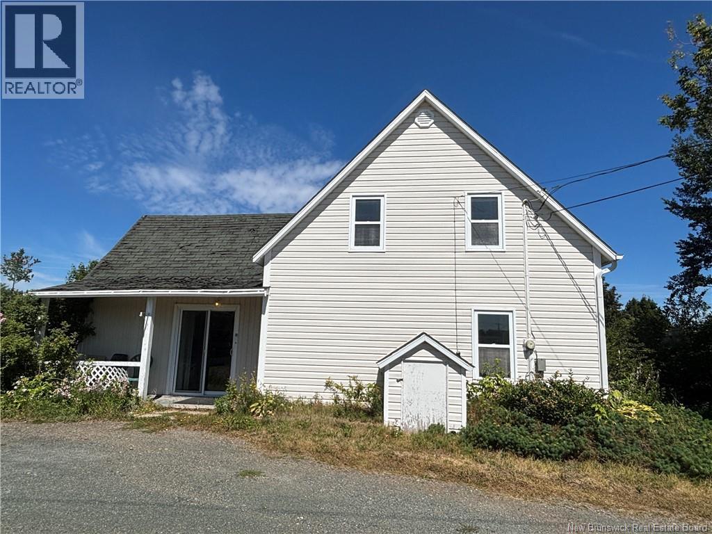 1090 Route 134, Petit-Rocher-Sud, New Brunswick  E8J 1A4 - Photo 2 - NB124045