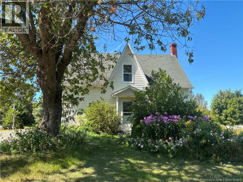 1090 Route 134, Petit-Rocher-Sud, New Brunswick  E8J 1A4 - Photo 3 - NB124045