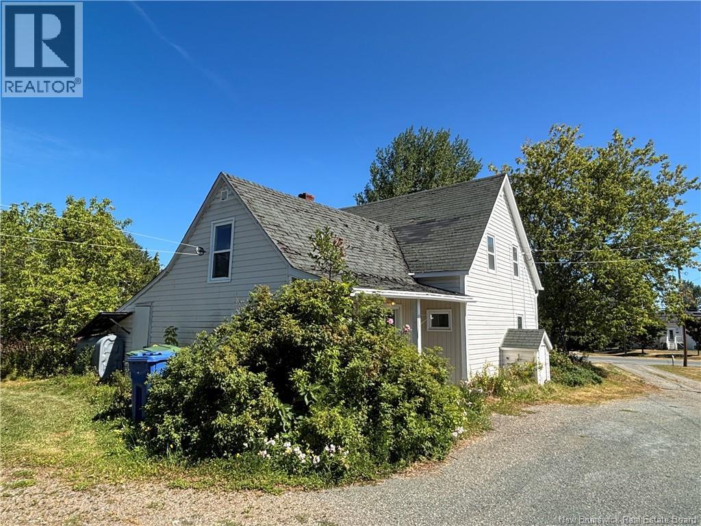 1090 Route 134, Petit-Rocher-Sud, New Brunswick  E8J 1A4 - Photo 5 - NB124045