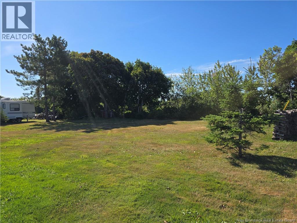 11 Veterans, Belledune, New Brunswick  E8G 2X3 - Photo 11 - NB125182
