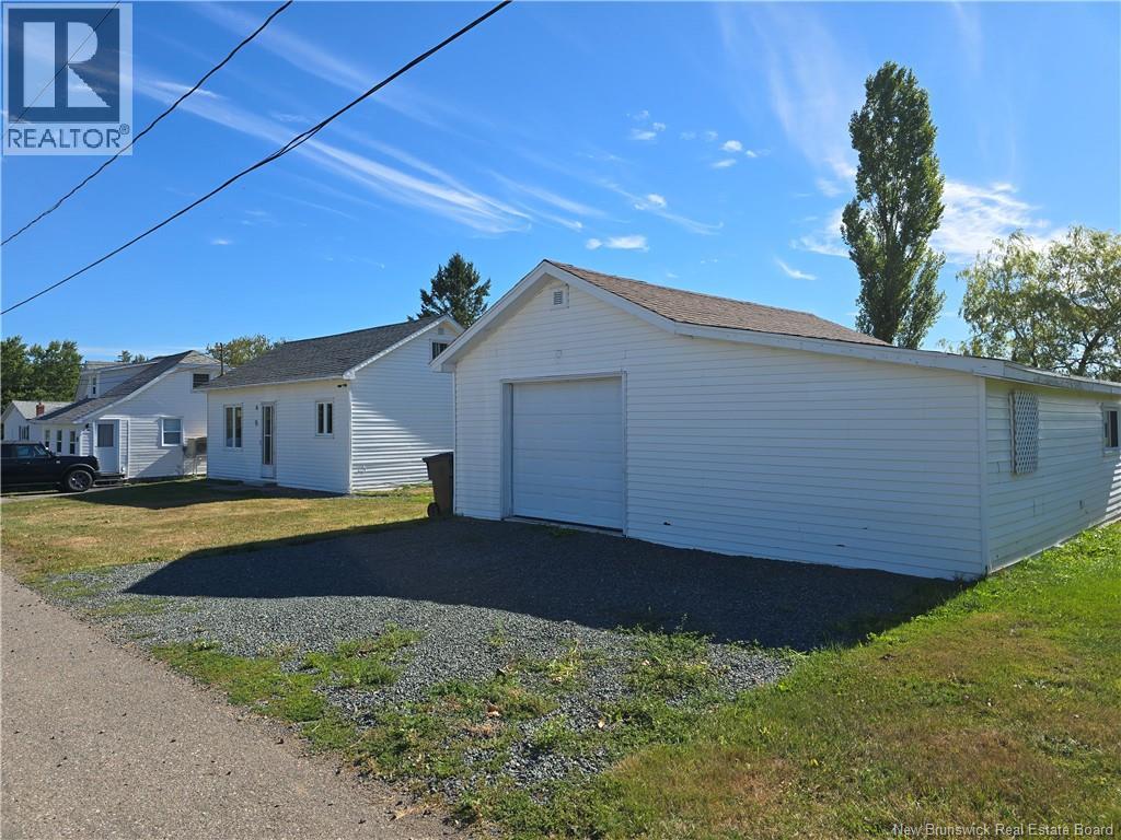 11 Veterans, Belledune, New Brunswick  E8G 2X3 - Photo 5 - NB125182
