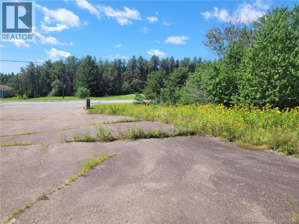 10665 Principale, Saint-Louis-De-Kent, New Brunswick  E4X 1G3 - Photo 2 - NB125200