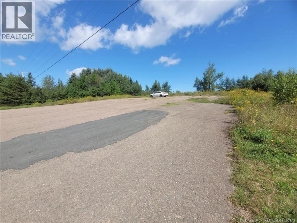 10665 Principale, Saint-Louis-De-Kent, New Brunswick  E4X 1G3 - Photo 3 - NB125200