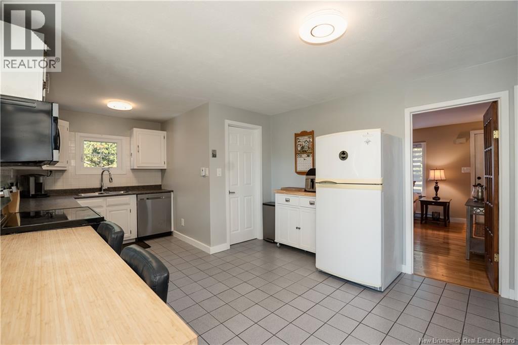 1224 Salisbury Road, Moncton, New Brunswick  E1E 3W1 - Photo 17 - NB125158