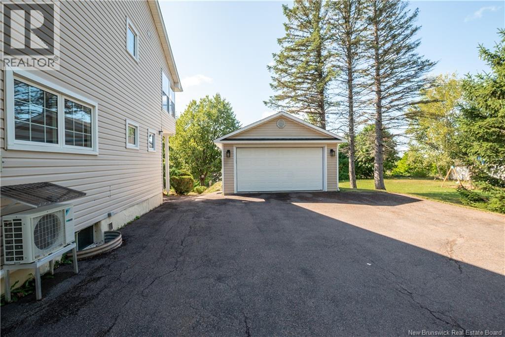 1224 Salisbury Road, Moncton, New Brunswick  E1E 3W1 - Photo 36 - NB125158