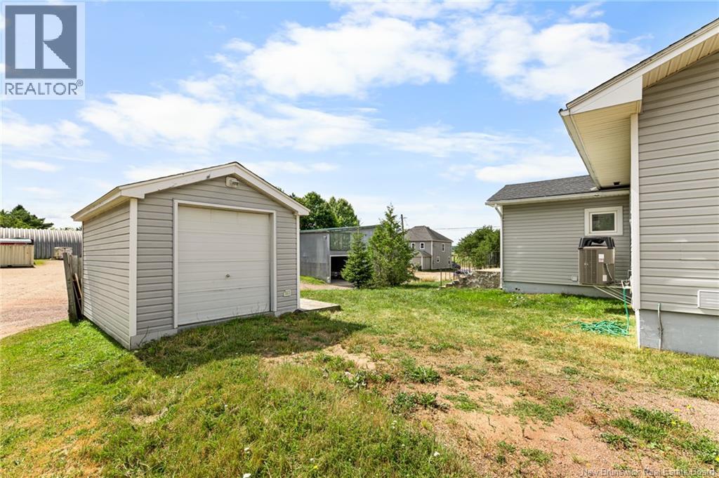 298 Saint Thomas, Memramcook, New Brunswick  E4K 3E2 - Photo 38 - NB125172