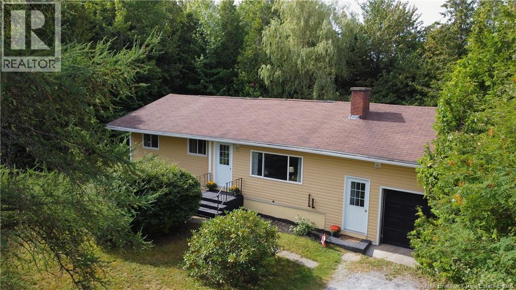 15 Hillcrest Drive, Rothesay, New Brunswick