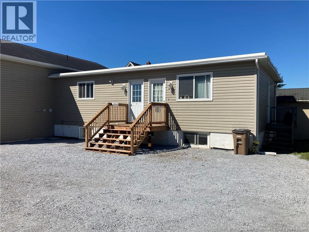237 Loch Lomond Road, Saint John, New Brunswick  E2J 1Y6 - Photo 3 - NB125002