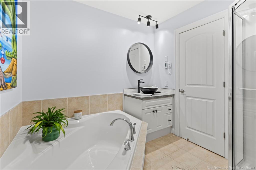 41 Huntington Circle, Fredericton, New Brunswick  E3B 0M1 - Photo 24 - NB125239