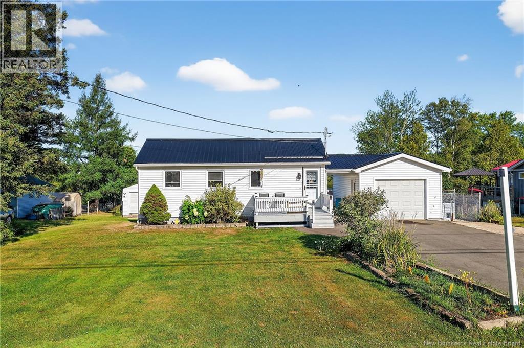 67 Renfrew Street, Petitcodiac, New Brunswick