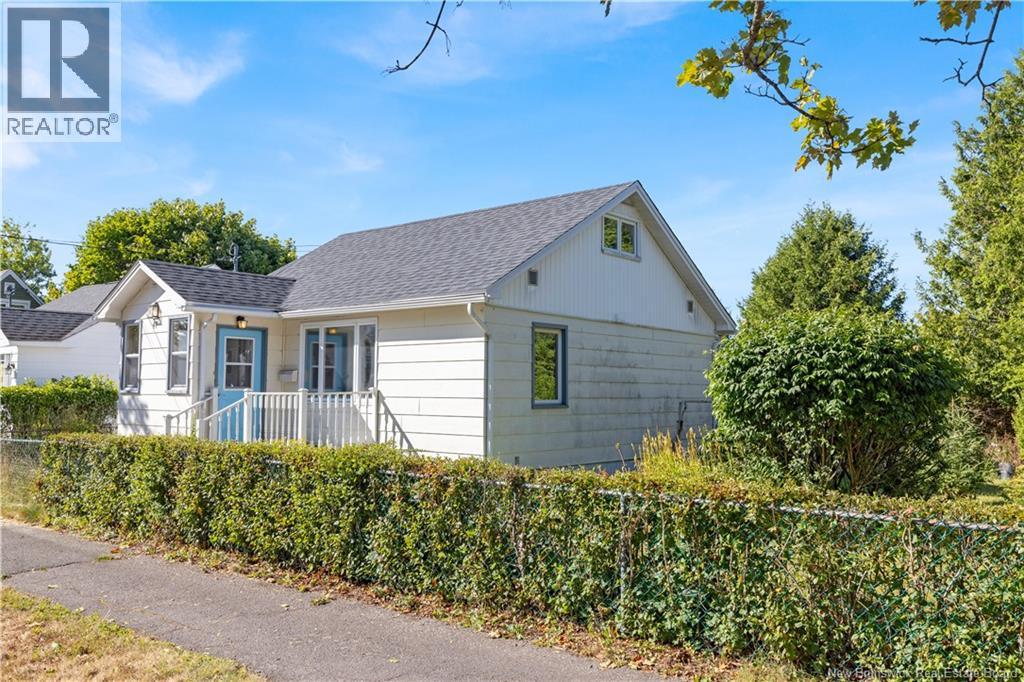 47 Puglsey Avenue, Saint John, New Brunswick  E2K 2X1 - Photo 4 - NB125080