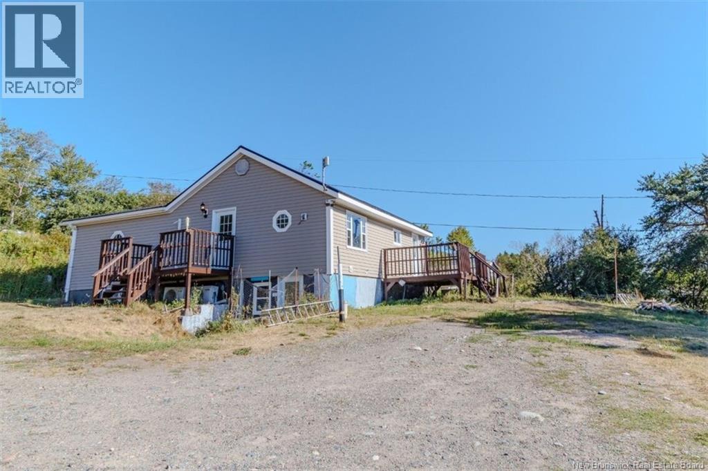 10 Bayview Drive, Back Bay, New Brunswick  E5C 2X1 - Photo 2 - NB125177