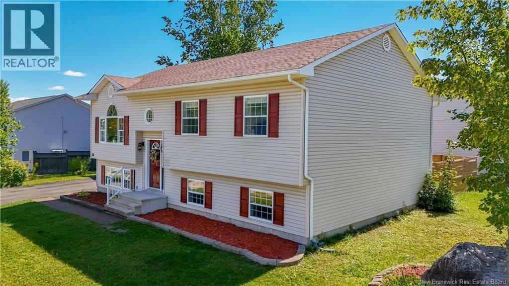 36 Spiro Drive, Fredericton, New Brunswick  E3B 9N4 - Photo 2 - NB125127