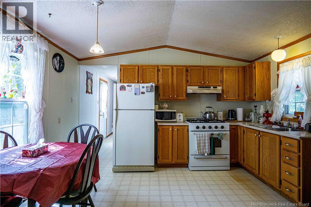 1543 Route 102, Upper Gagetown, New Brunswick  E5M 1N5 - Photo 2 - NB125236