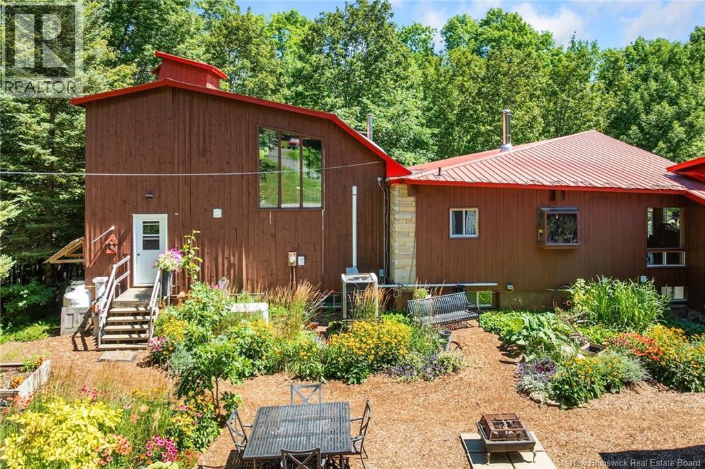 329 Riverview Drive, Florenceville-Bristol, New Brunswick  E7L 3N1 - Photo 44 - NB125129