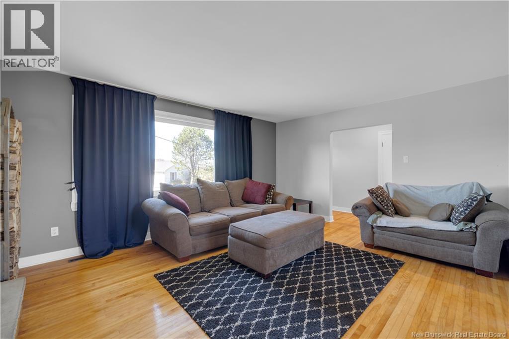 903 Danells Drive, Saint John, New Brunswick  E2M 3H4 - Photo 6 - NB125253