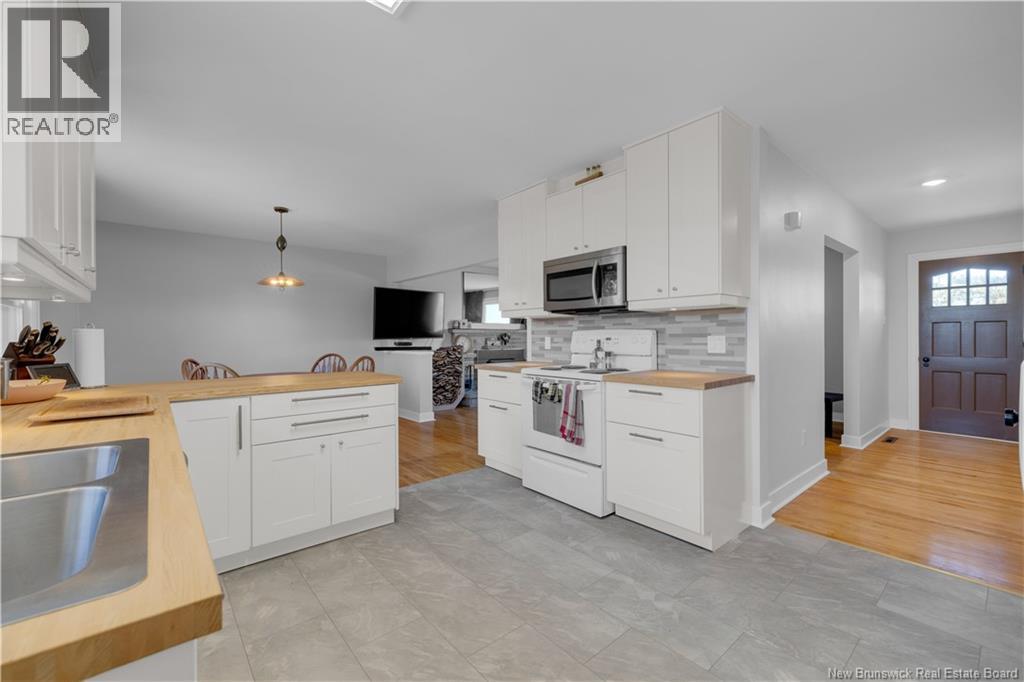 903 Danells Drive, Saint John, New Brunswick  E2M 3H4 - Photo 9 - NB125253