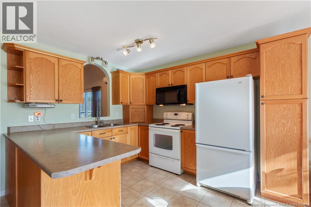 247 Old Coach Road, Riverview, New Brunswick  E1B 5R7 - Photo 3 - NB125184