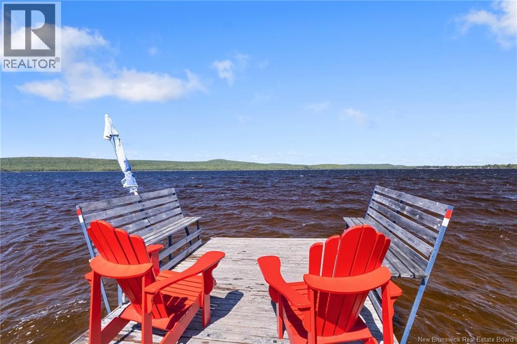 60 Mill Lane, Magaguadavic Lake, New Brunswick  E6K 1G5 - Photo 10 - NB125323