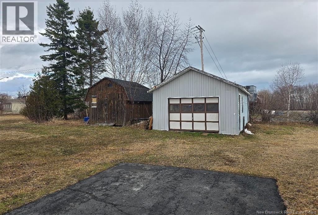 2382 Main Street, Belledune, New Brunswick  E8G 2M6 - Photo 4 - NB125332