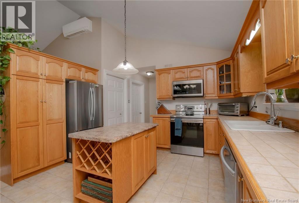 107 Bois Joli, Bouctouche, New Brunswick  E4S 2X3 - Photo 10 - NB125287